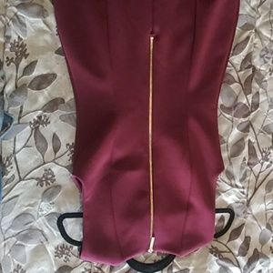 Calvin Klein Size 8 burgundy sheath dress.